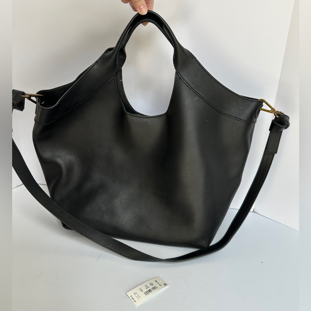 Madewell The Sydney Cutout Tote in Leather